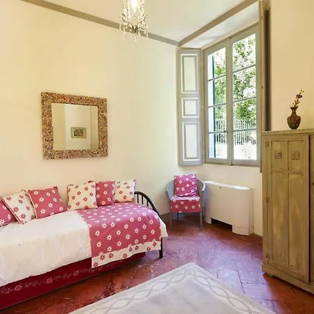 Villa Sleeps 11 With Pool Air Con And Wifi