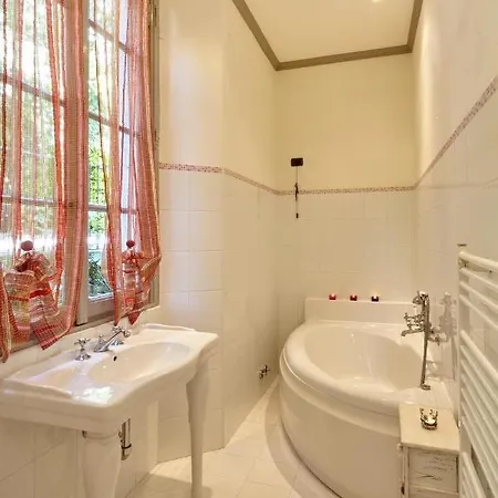 Sleeps 11 With Pool Air Con And Wifi Villa Laglio