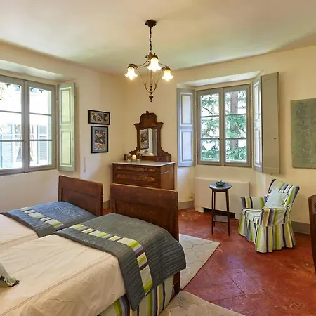 Sleeps 11 With Pool Air Con And Wifi *